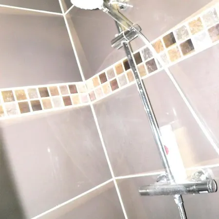 Rue De La Mediterranee * Hyeres